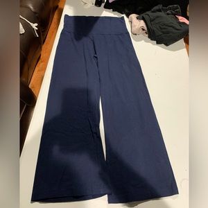2 Flared leggings